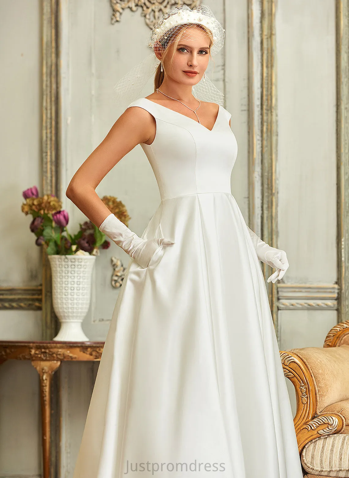 Asymmetrical Satin Yareli Wedding Ball-Gown/Princess Dress V-neck Pockets With Wedding Dresses