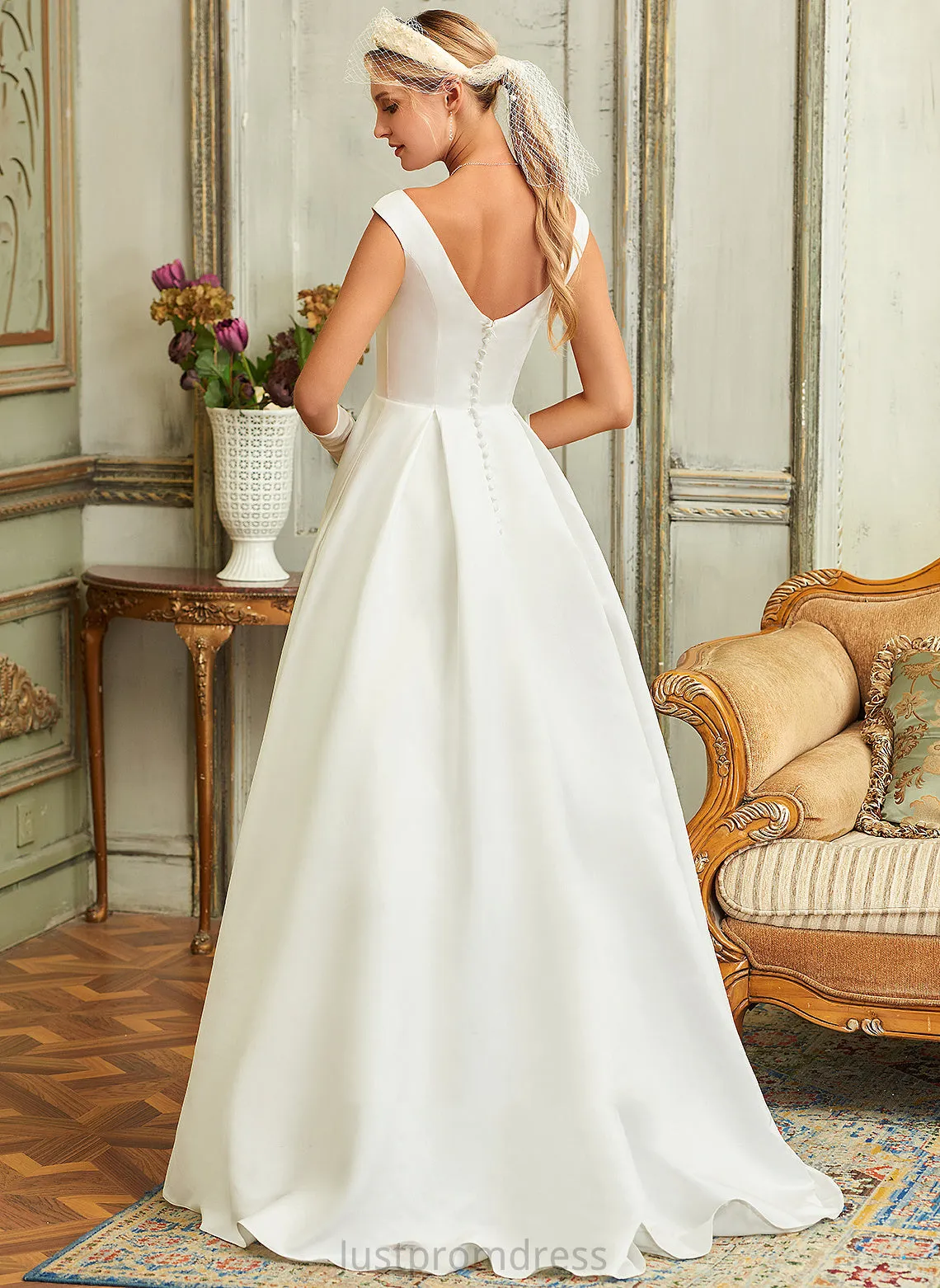 Asymmetrical Satin Yareli Wedding Ball-Gown/Princess Dress V-neck Pockets With Wedding Dresses
