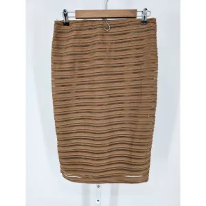 Boutique Essentials Womens Sz M Knee Length Pencil Skirt Gold Ribbed Striped