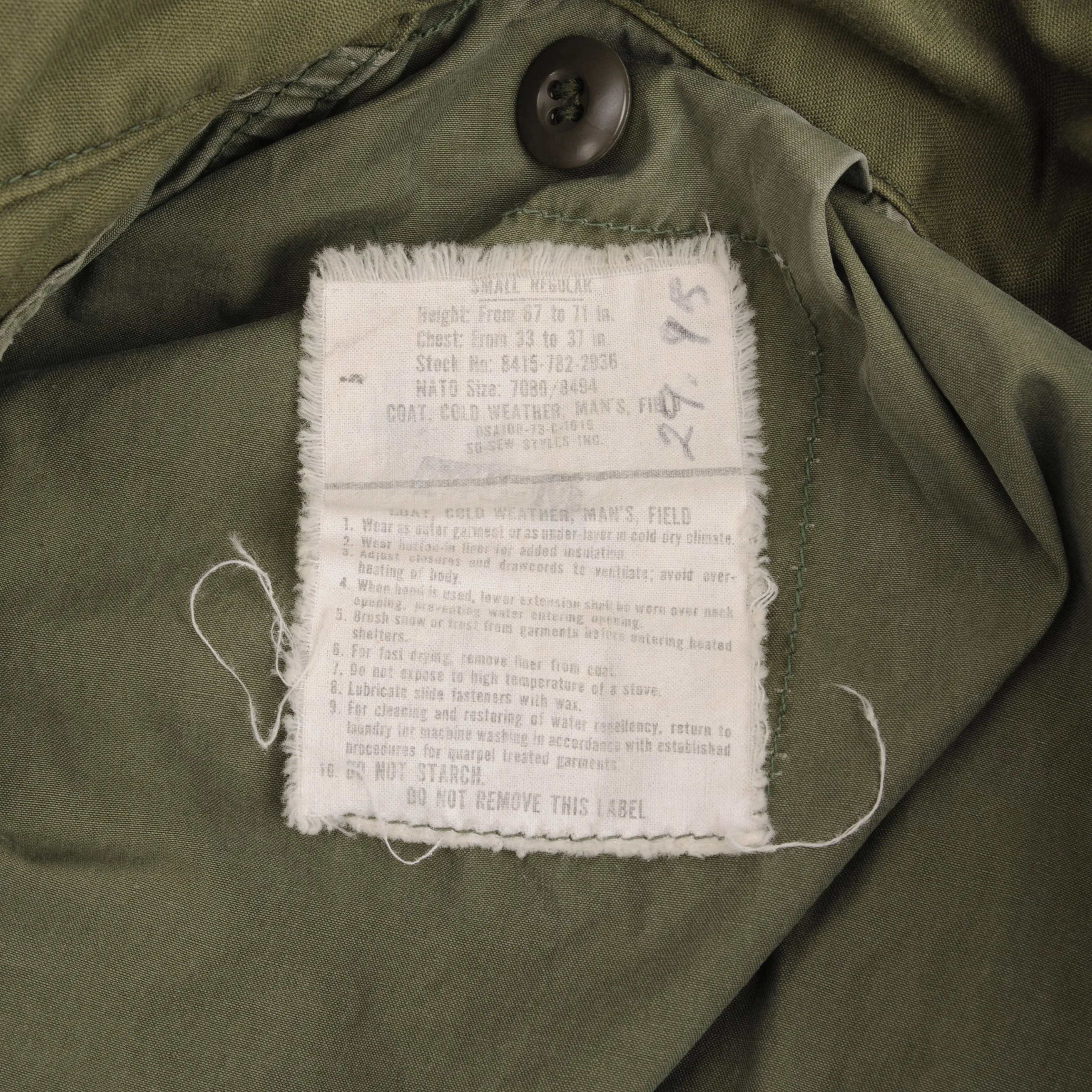 VINTAGE US ARMY M-1965 M65 FIELD JACKET 1973 VIETNAM WAR  SIZE SMALL REGULAR